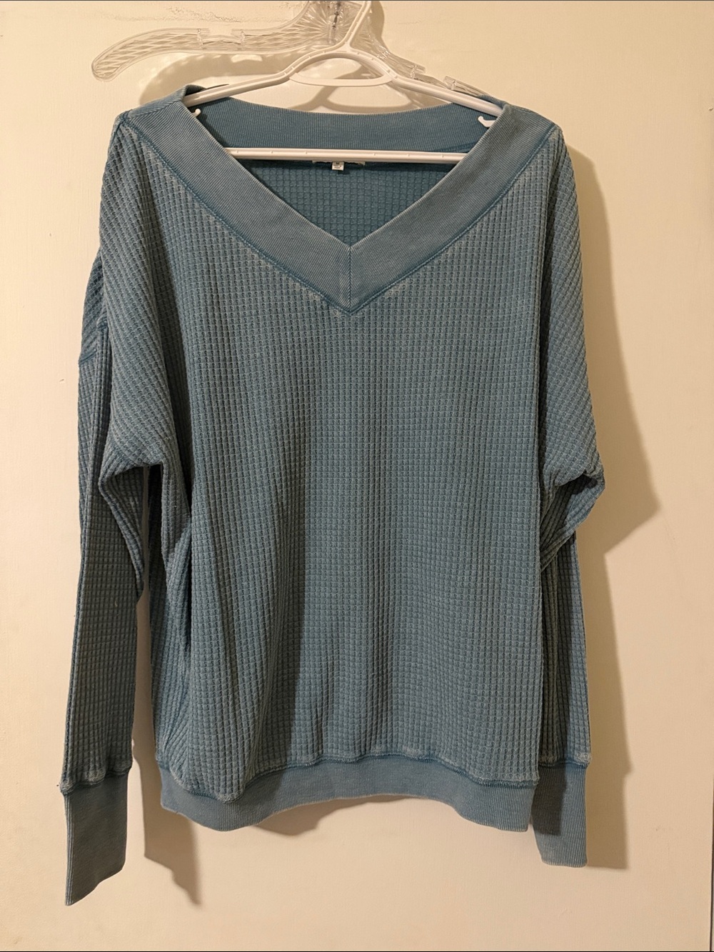 Z Supply V-Neck Waffle Knit Sweater - Dusty Blue